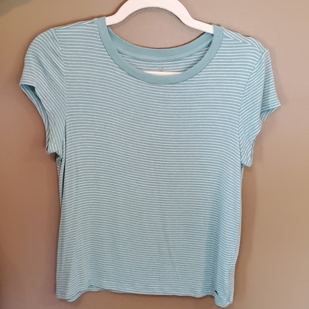 American Eagle shirt